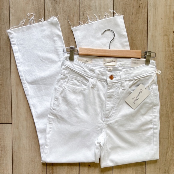 NWT Universal Thread White Vintage Ankle Jeans - Picture 1 of 9